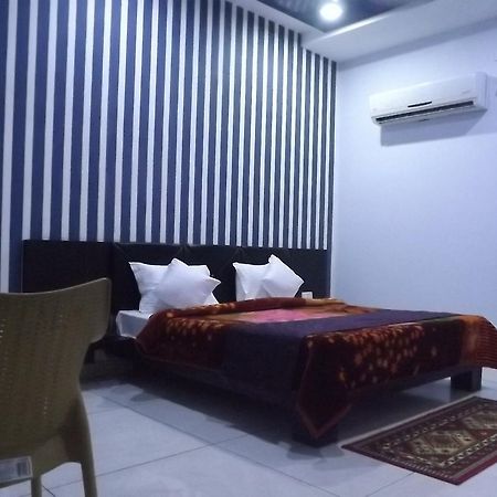 Anandpur  Oyo 30415 Hotel White City מראה חיצוני תמונה