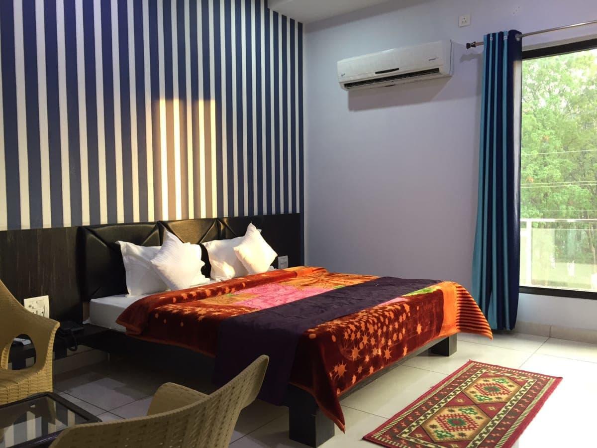 Anandpur  Oyo 30415 Hotel White City מראה חיצוני תמונה