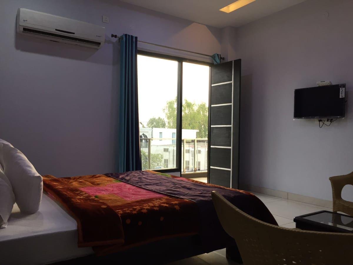 Anandpur  Oyo 30415 Hotel White City מראה חיצוני תמונה